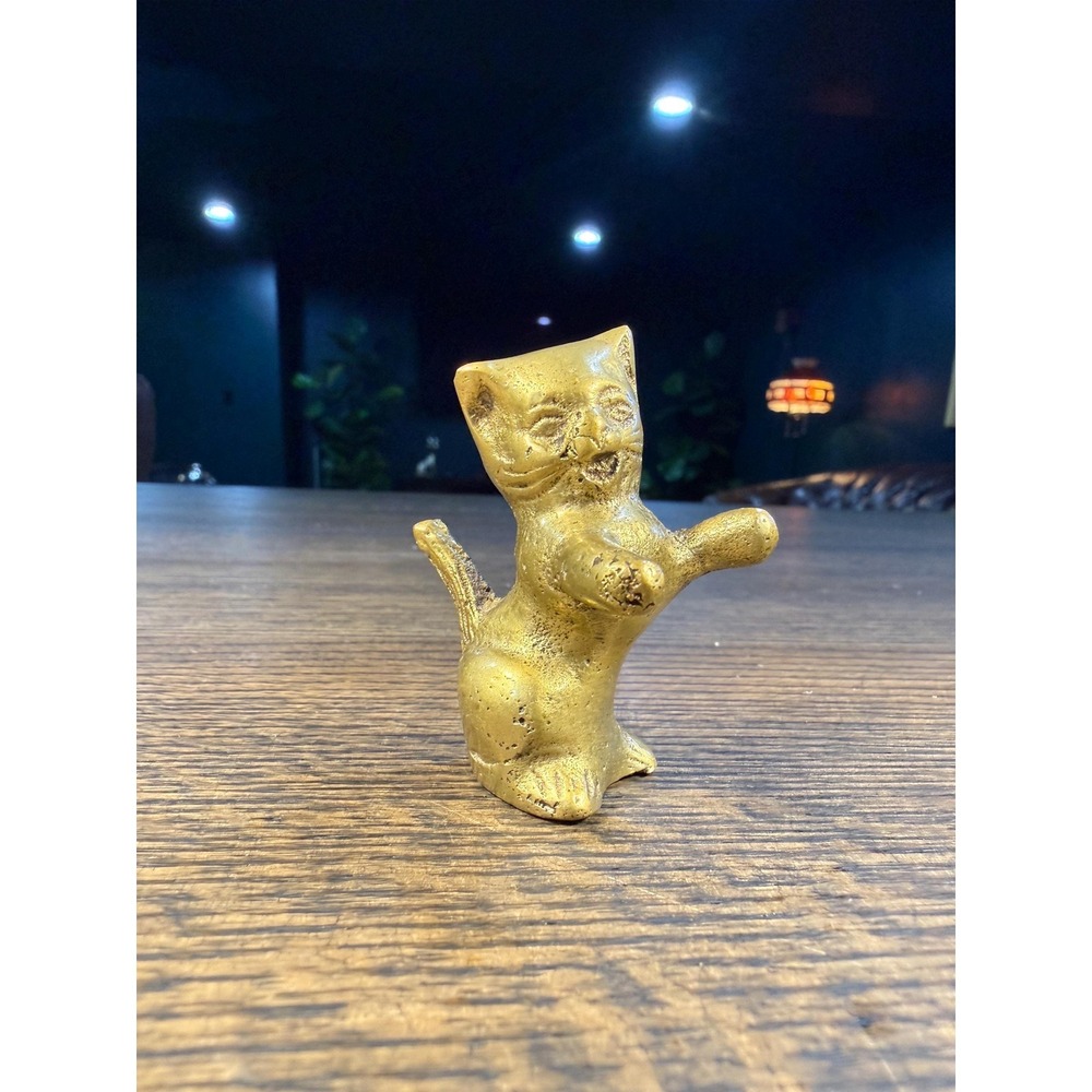 Hand-Cast Solid Brass Cat Figurine 2" Vintage Folk Brass Kitty‎